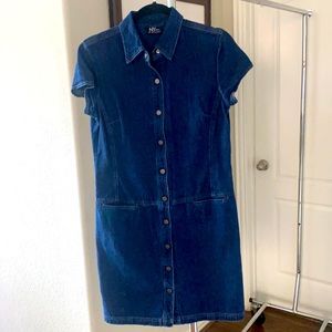 Jean Dress. NY Jeans New York & Company. size 8. 100% Cotton Short sleeve
